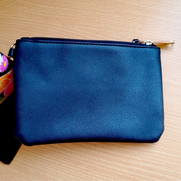 Juicy Couture Black Crossbody Bag with Playful Fruit Design - Picture 5 of 10